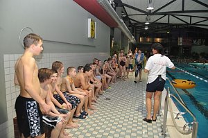 Mega Poolparty im Badehaus