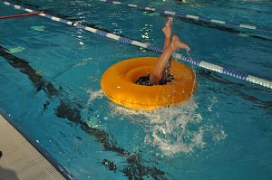 Mega Poolparty im Badehaus