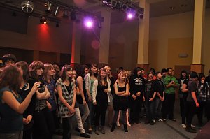 Coole Junge Party im Klubhaus