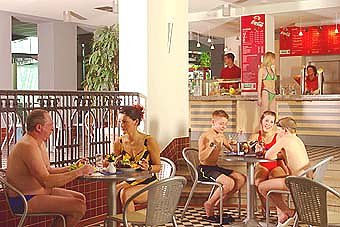 Bild: Familientag im Badehaus