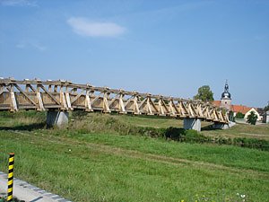 Bild: Br&uuml;cke Sch&ouml;nfeld