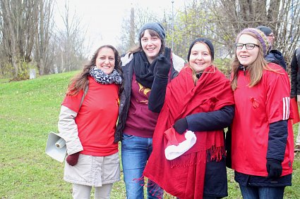 Bild: Jessica Wittmaier, Larissa Heppener, Agnes Spiegel und Anja W&uuml;nsch organisierten die Aktion