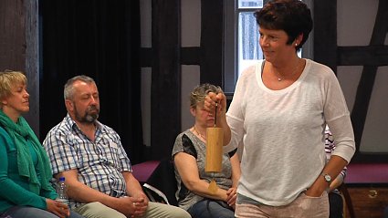 Bild: Zwischendrin schl&auml;gt Sabine Schr&ouml;der auch ruhigere T&ouml;ne an