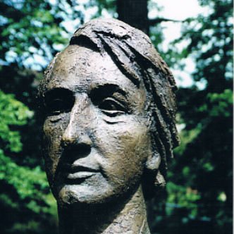 Bild: Heinrich Heine B&uuml;ste von Werner Loewe in Heiligenstadt