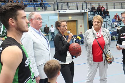 Bild: Christine Reinboth und Ute Schramm sprachen f&uuml;r die DKMS