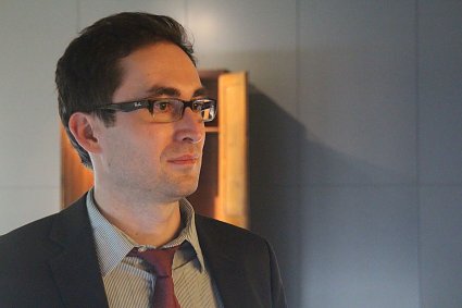 Bild: Dr. Stefan H&ouml;rdler befasst sich in seinem neuem Buch mit dem KZ System im letzten Kriegsjahr