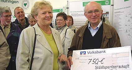 Bild: Geld f&uuml;r Tafel