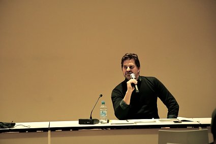 Bild: Der Journalist und Autor Dirk Laabs in Nordhausen