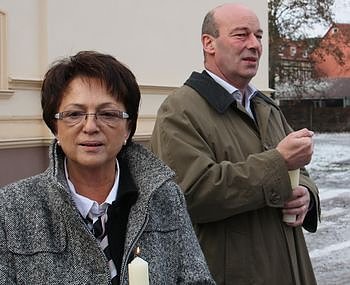 Licht &uuml;bergeben (Foto: A. Liesgang)