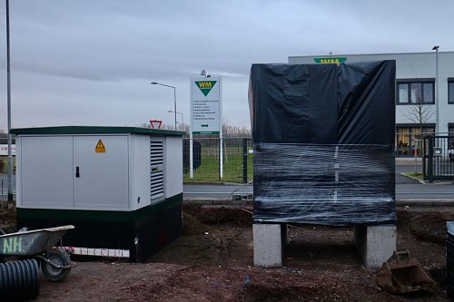 Das Herzst&uuml;ck der Anlage ist noch ordentlich verpackt (Foto: Angelo Glashagel)