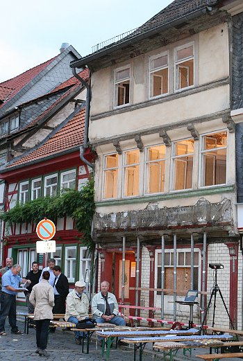Bild: Altes Haus soll gerettet werden