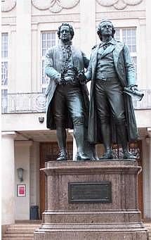 Bild: Denkmal in Weimar
