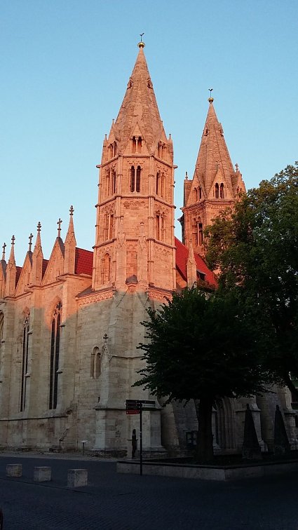 Bild: Divi Blasii Kirche im Sonnenuntergang