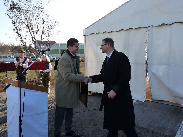 Kläranlage eingeweiht (Foto: Karl-Heinz Herrmann) Kläranlage eingeweiht (Foto: Karl-Heinz Herrmann)