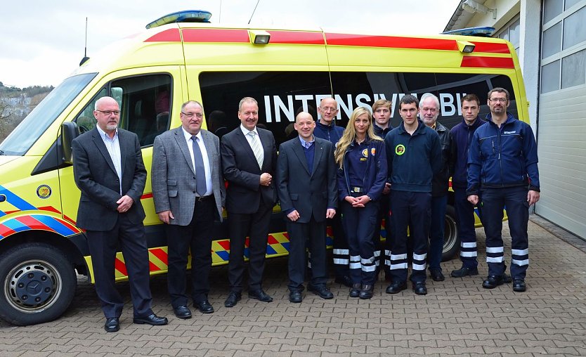 Minister beim Rettungsdienst (Foto: privat)