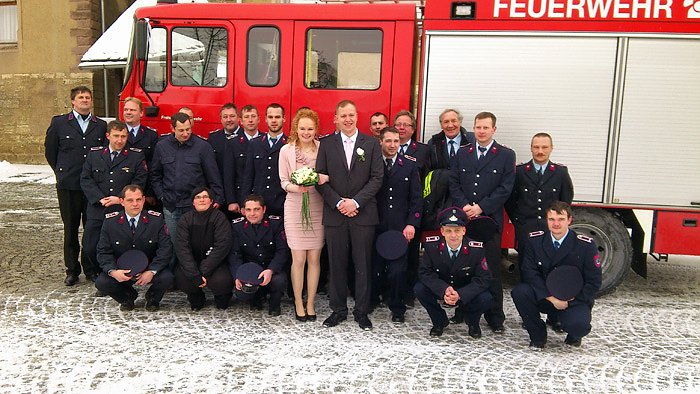 Feuerwehrmann heiratet in Ebeleben (Foto: Andreas Sorber) Feuerwehrmann heiratet in Ebeleben (Foto: Andreas Sorber)