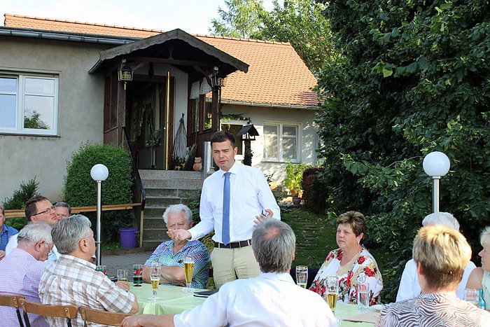 Gespr&auml;chsrunde mit CDU-Fraktionschef (Foto: Wahlkreisb&uuml;ro Gudrun Holbe)