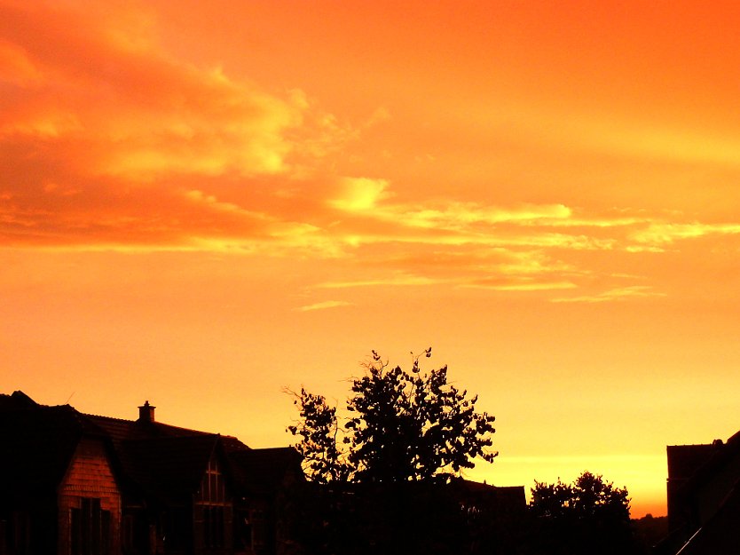 Abendhimmel &uuml;ber Nordhausen (Foto: Bernd Thielbeer)