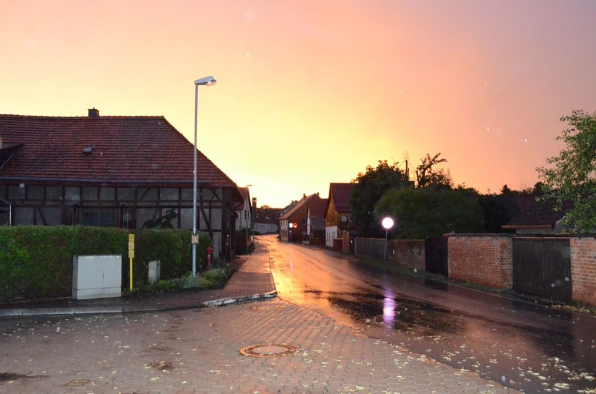 Unwetter in Buchholz (Foto: Helmut Michel)