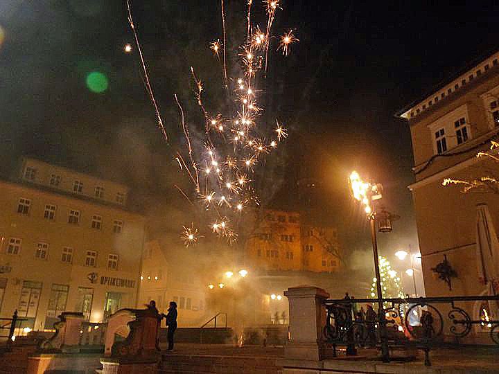 Feuerwerk am Markt (Foto: Karl-Heinz Herrmann)