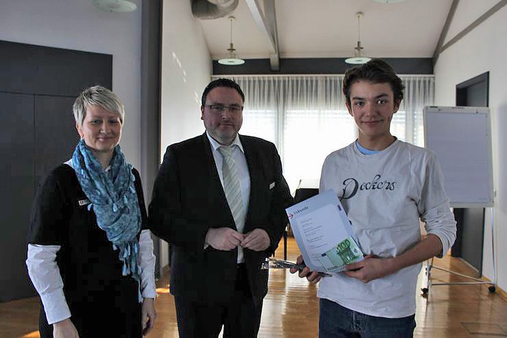Sieger bei Planspiel ausgezeichnet (Foto: Karl-Heinz Herrmann)