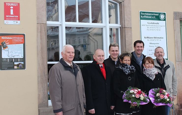 Am Vormittag fand in kleinem festlichen Rahmen die Wiederer&ouml;ffnung der Touristinformation Bad Frankenhausen statt. Nach Insolvenz des Tourismusverbandes Kyffh&auml;user (TVK) musste hier eine neue Regelung (Foto: Karl-Heinz Herrmann)