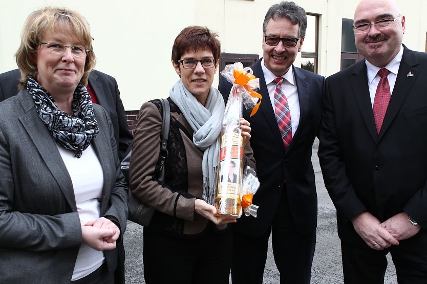 Herzliche Begr&uuml;&szlig;ung (Foto: nnz)