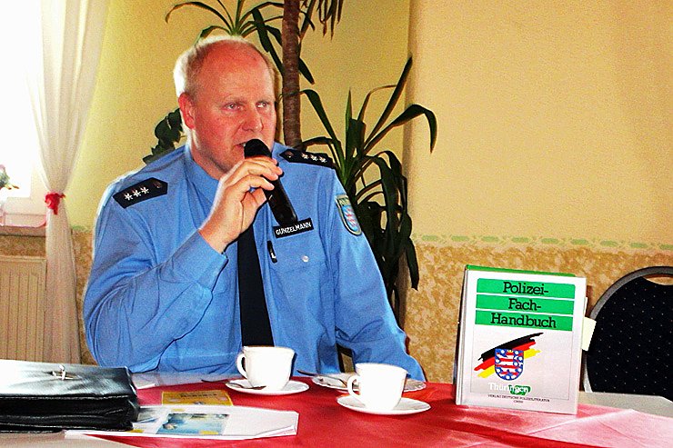 Verkehrsregeln ge&uuml;bt (Foto: G&uuml;nter Herting)