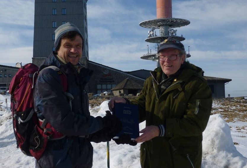 Pers&ouml;nlich &uuml;bergeben (Foto: privat)