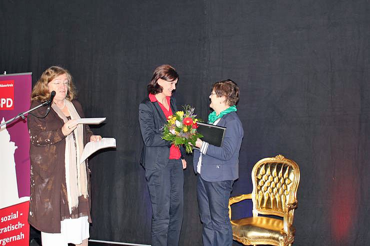 SPD - Frauenpreis verliehen (Foto: Karl-Heinz Herrmann) SPD - Frauenpreis verliehen (Foto: Karl-Heinz Herrmann)