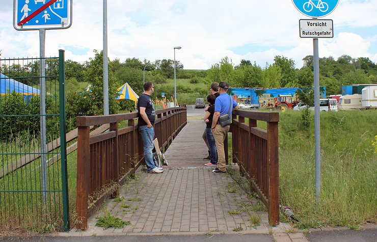 Tiersch&uuml;tzer mit Aktion (Foto: Karl-Heinz Herrmann)