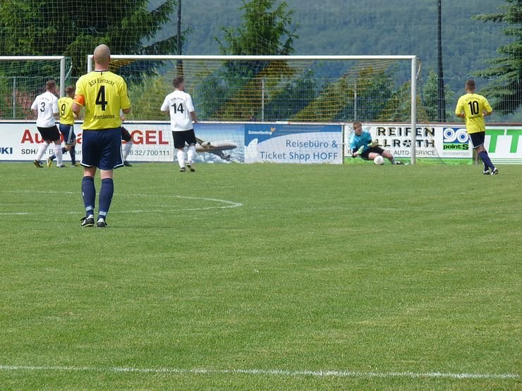 Eintracht gegen Geratal am G&ouml;ldner (Foto: Karl-Heinz Herrmann)