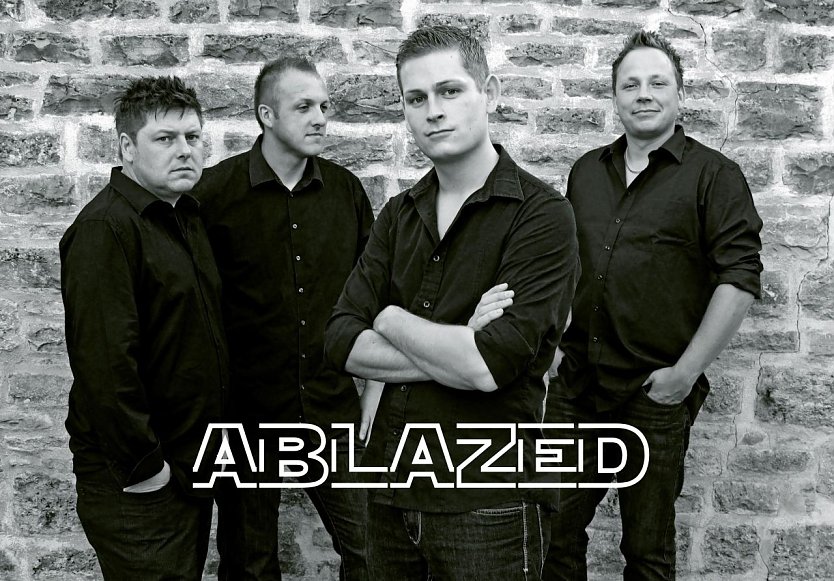 Ablazed spielen auf dem Fest der Vereine in Kleinfurra (Foto: Ronald Dambor)