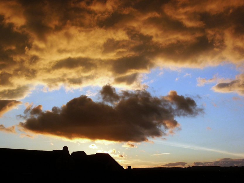 Abendhimmel &uuml;ber Nordhausen (Foto: Bernd Thielbeer)