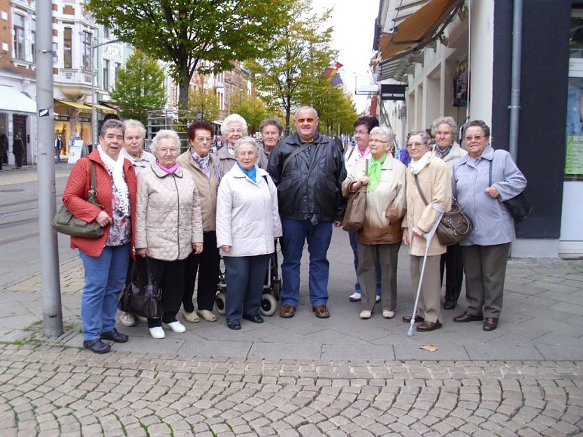 WB 4 auf Shoppingtour mit Fettbemme und Gurke (Foto: Thomas Leipold)
