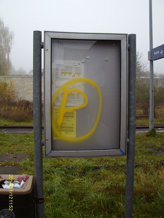 Sachbesch&auml;digung am Bahnhof Ro&szlig;leben (Foto: IG Unstrutbahn)