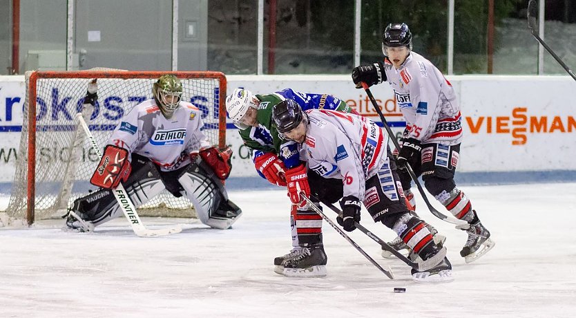 Falken verschlafen Start (Foto: Brandes / Sportfotos BS)
