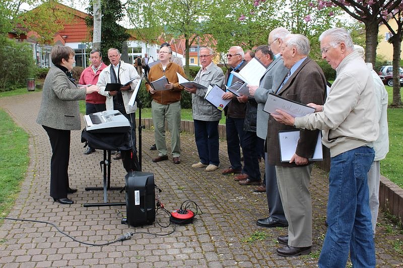 Bei den Kirmesburschen gefeiert (Foto: Karl-Heinz Herrmann)
