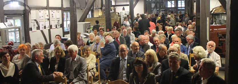 Volles Haus zum Jubil&auml;um - im Tabakspeicher konnte man zum zwanzigsten Geburtstag zahlreiche G&auml;ste begr&uuml;&szlig;en (Foto: Angelo Glashagel)