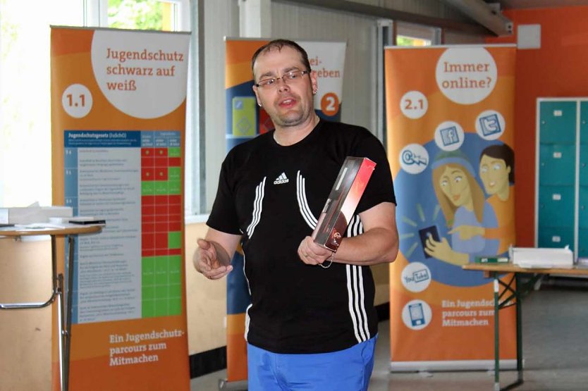 Facebook, Google+, Twitter und Co (Foto: Karl-Heinz Herrmann)