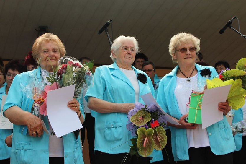 50 Jahre Frauenchor Berka (Foto: Karl-Heinz Herrmann) 50 Jahre Frauenchor Berka (Foto: Karl-Heinz Herrmann)