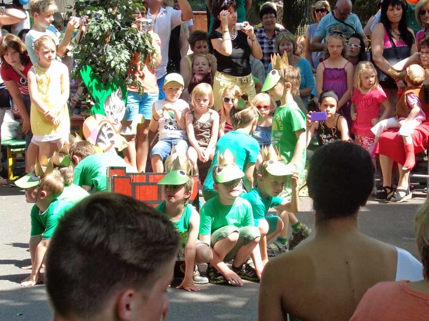 Herzlich willkommen im M&auml;rchenwald� (Foto: Kindervilla Bad Frankenhausen)