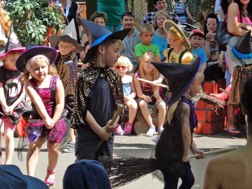 Herzlich willkommen im M&auml;rchenwald� (Foto: Kindervilla Bad Frankenhausen)