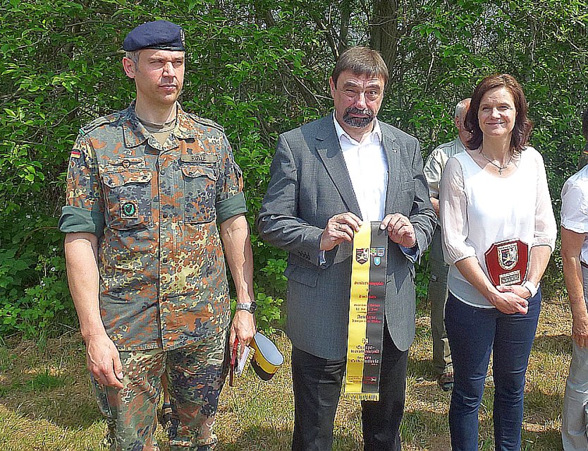 Appell mit Kanonenweihe (Foto: Jürgen Kieper) Appell mit Kanonenweihe (Foto: Jürgen Kieper)