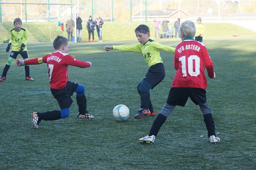Wackers U 9 verteidigte ihren Spitzenplatz (Foto: Martina Nebelung)