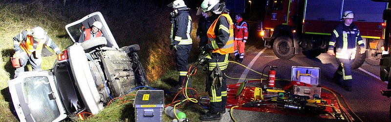 Feuerwehreinsatz (Foto: J. Kreyer) Feuerwehreinsatz (Foto: J. Kreyer)