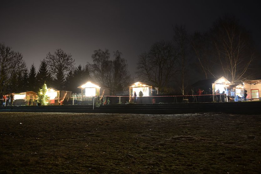 Weihnachtstauchen am Bebraer Teich (Foto: DRK Sondershausen) Weihnachtstauchen am Bebraer Teich (Foto: DRK Sondershausen)