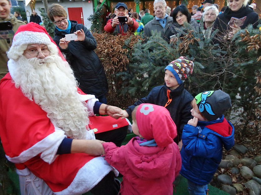 Weihnachtliche Atmosph&auml;re zum Weihnachtsmarkt in der Kindervilla (Foto: Kindervilla Bad Frankenhausen)