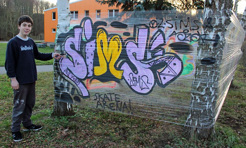 Graffiti K&uuml;nstler in der SkateArena (Foto: Karl-Heinz Herrmann)