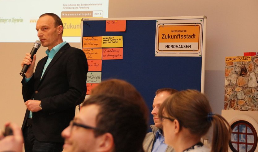 &Uuml;ber Mobilit&auml;t diskutiert (Foto: Presse Stadtverwaltung)